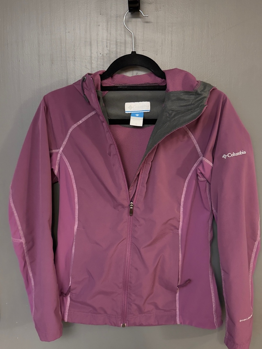 Columbia Women's Plum Hooded Softshell Jacket